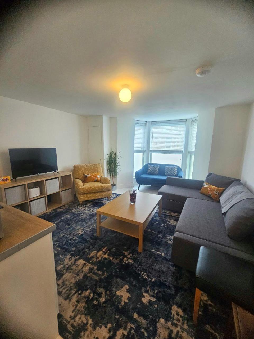 Seaside Haven Coastal Comfort 200m From The Apartment Margate