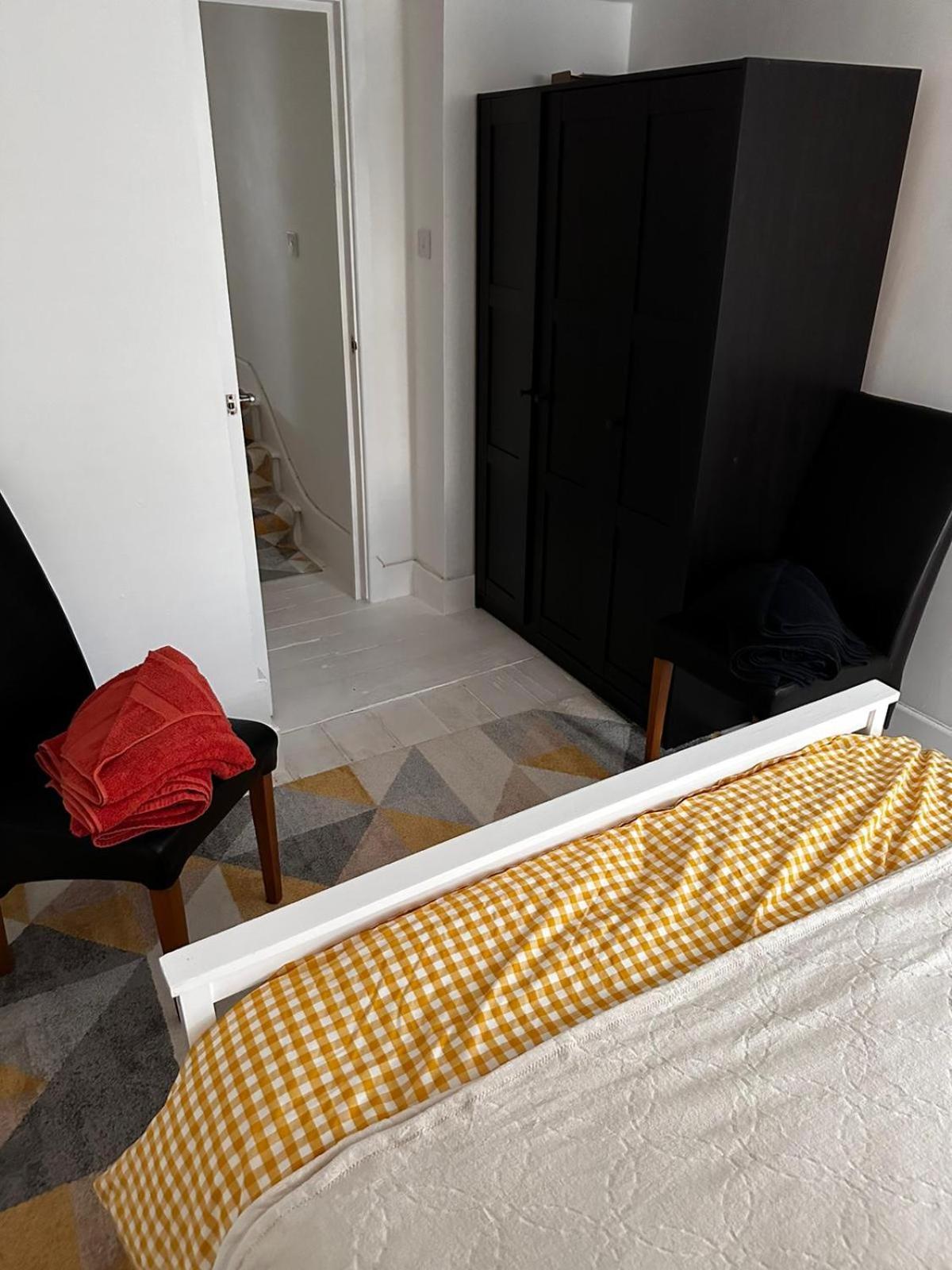 Seaside Haven Coastal Comfort 200m From The Apartment Margate