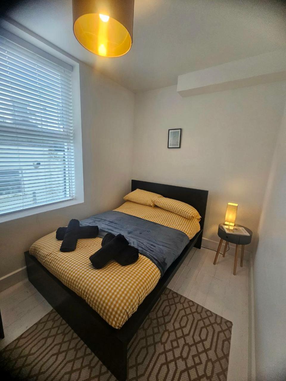 Apartment Seaside Haven Coastal Comfort 200m From The