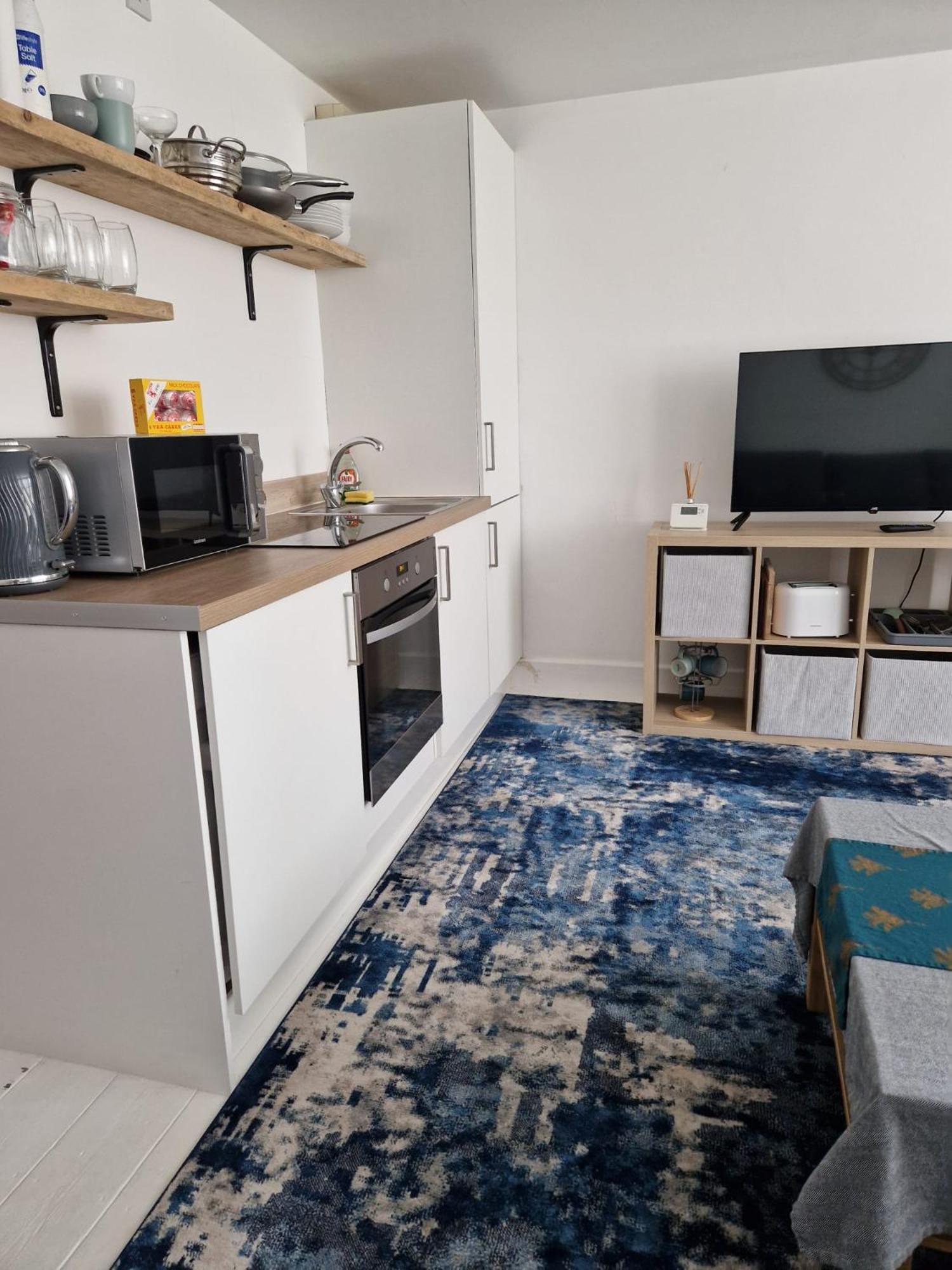 Seaside Haven Coastal Comfort 200m From The *