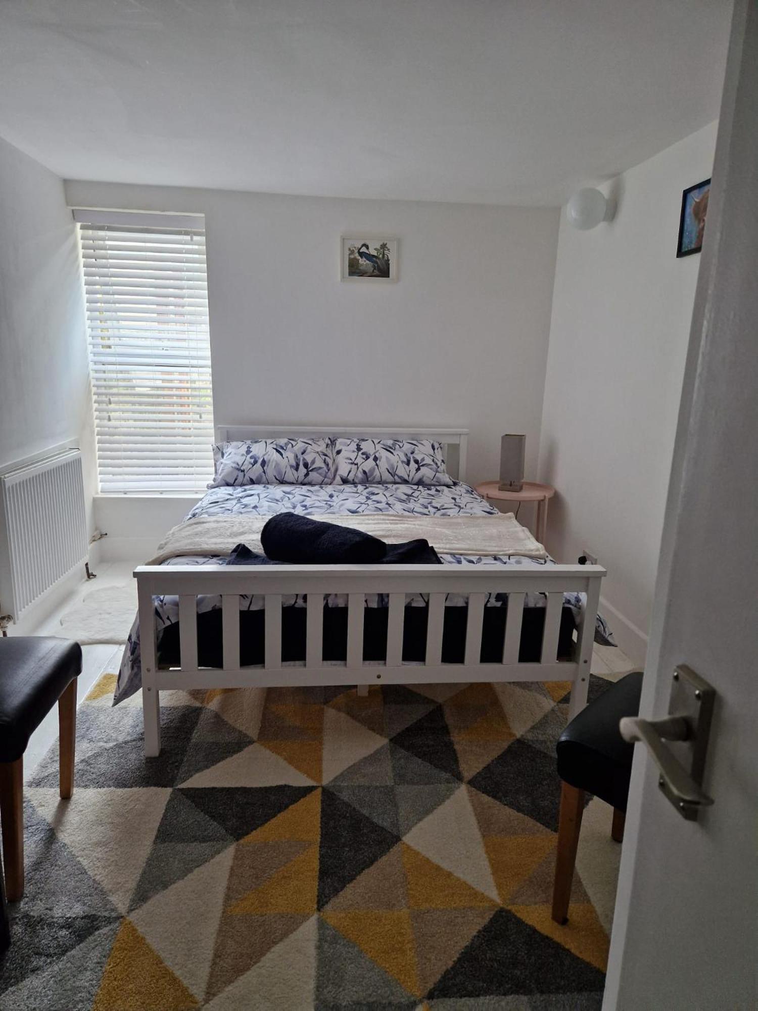 Seaside Haven Coastal Comfort 200m From The Apartment