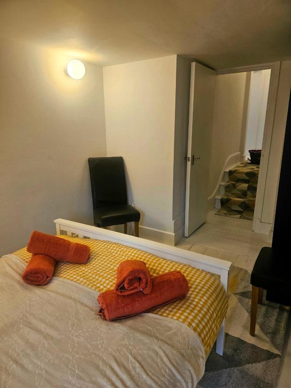 Seaside Haven Coastal Comfort 200m From The Apartment Margate